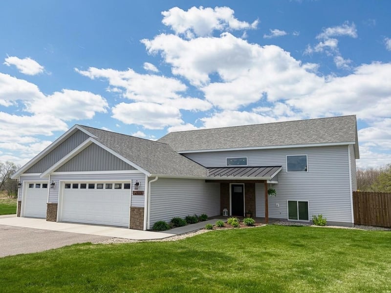 7822 Hummingbird Ln SW, Alexandria, MN 56308