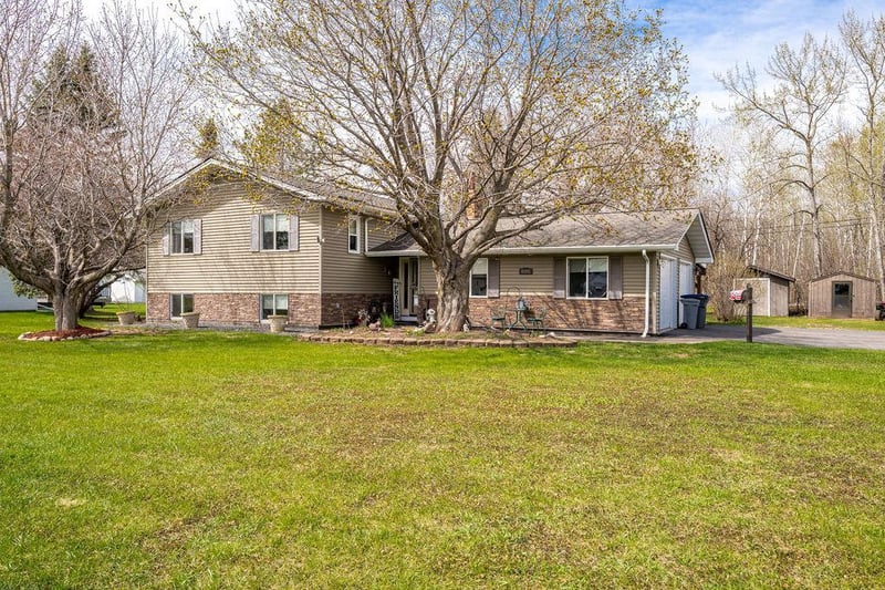 9105 Falcon St, Duluth, MN 55808
