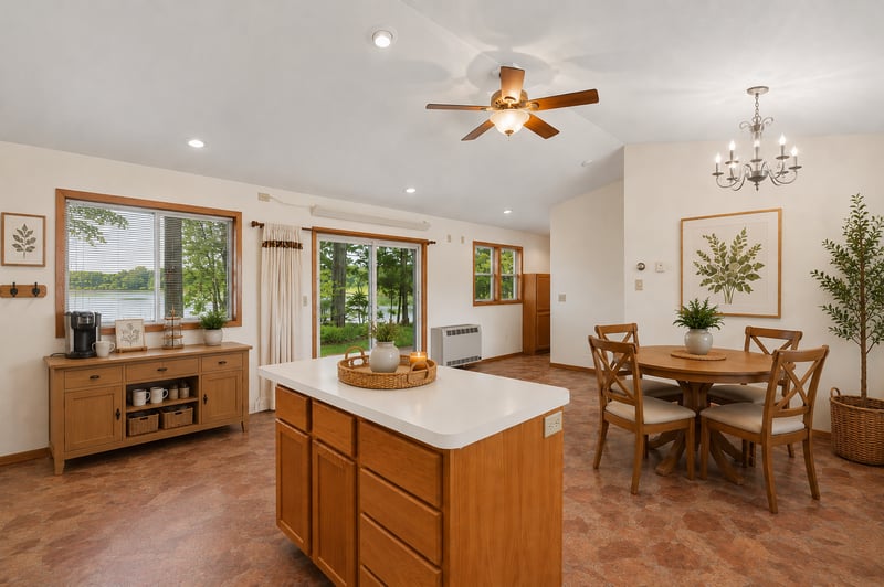 821 25 1/2 Ave, Cumberland, WI 54829