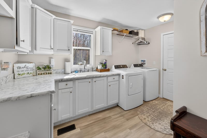 17012 Brook Park Rd, Grasston, MN 55030