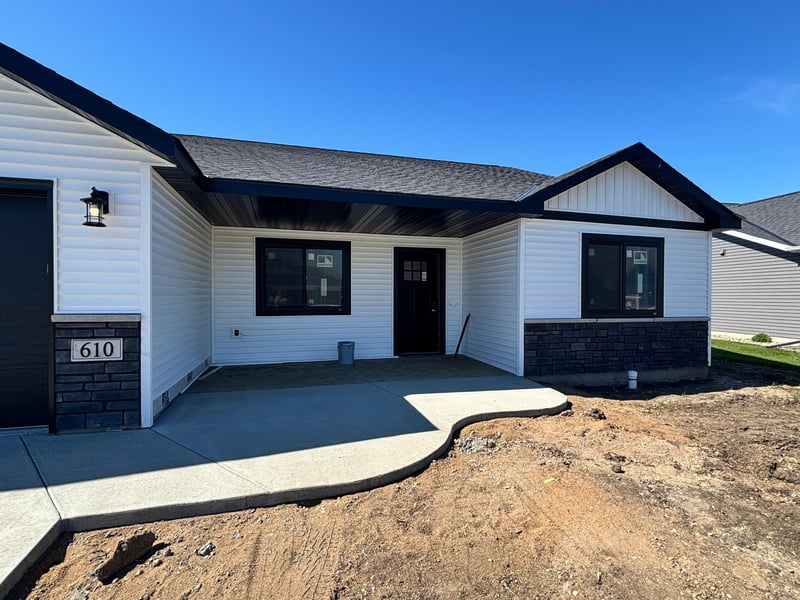 610 Lanigan Way SE, Saint Joseph, MN 56374