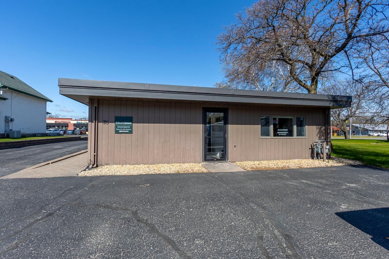 316 N Nokomis St, Alexandria, MN 56308