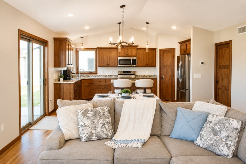 214 Woolgrass Way, Avon, MN 56310