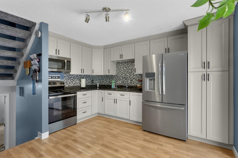 1741 Meadowlark Rd #51741, Eagan, MN 55122