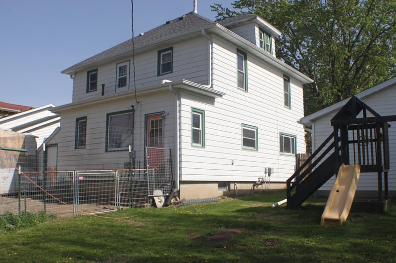 221 E Church St, Spring Valley, MN 55975