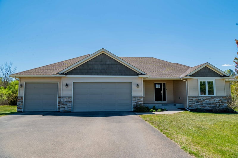 3615 33rd St SE, Buffalo, MN 55313
