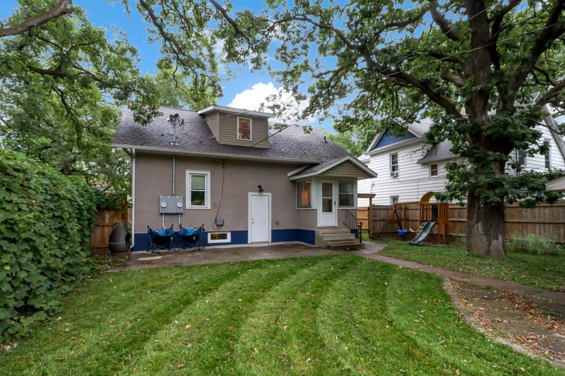 221 3rd Ave NE, Saint Cloud, MN 56304