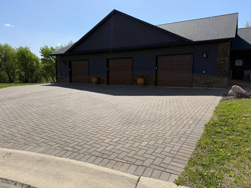 460 Knish Ct, Kilkenny, MN 56052