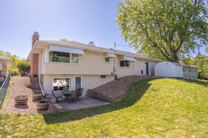 1335 Pierce Ter NE, Columbia Heights, MN 55421