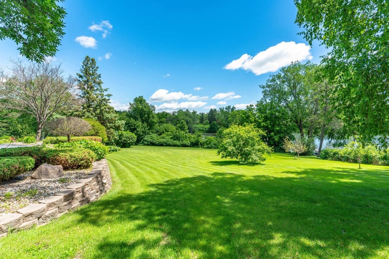 1417 Hoot Lake Dr, Fergus Falls, MN 56537