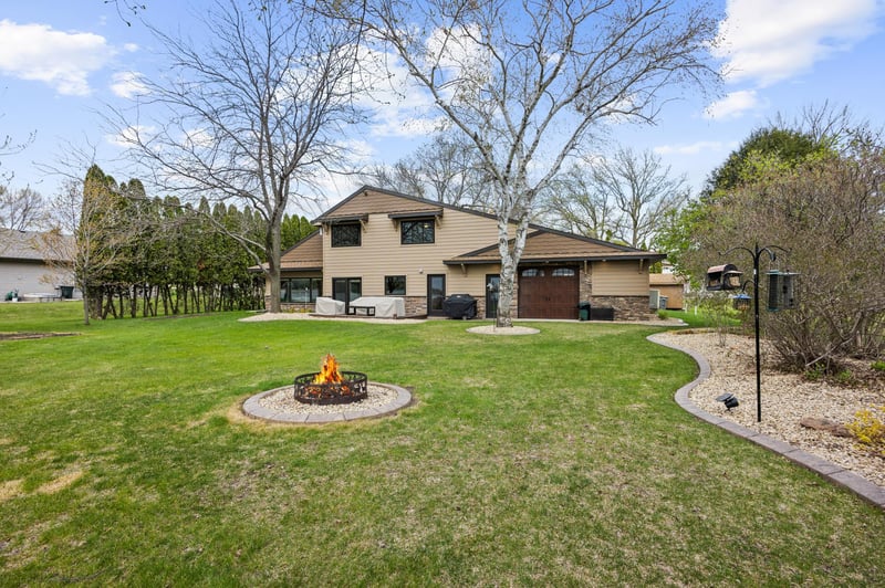 1481 W Latoka Dr SW, Alexandria, MN 56308
