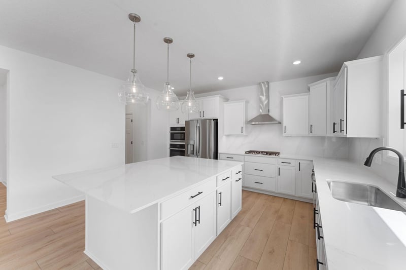 1836 Royal Blvd N, Lake Elmo, MN 55042