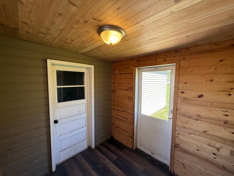 729 E Ripley St, Litchfield, MN 55355