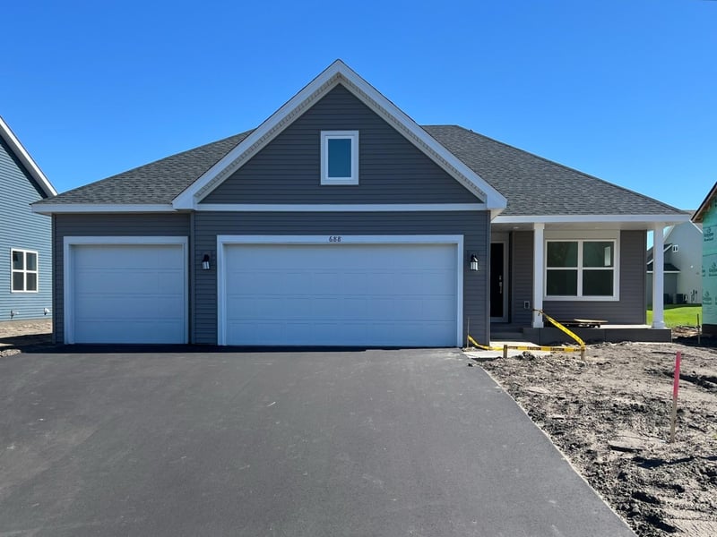 688 152nd Ln NW, Andover, MN 55304