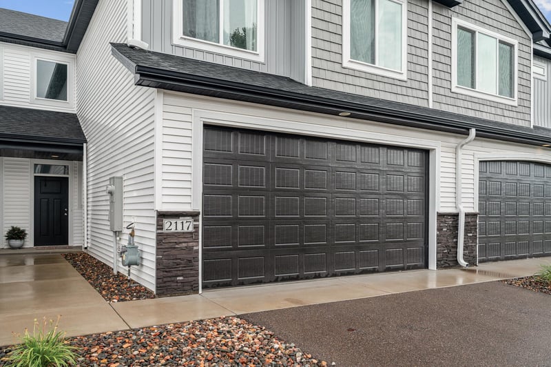 2117 Cleveland Ln S, Cambridge, MN 55008