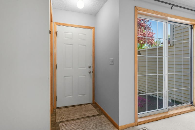 4026 Wilshire Cir #76, Shoreview, MN 55126