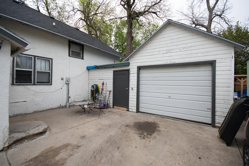 402 Maple St, Sauk Centre, MN 56378
