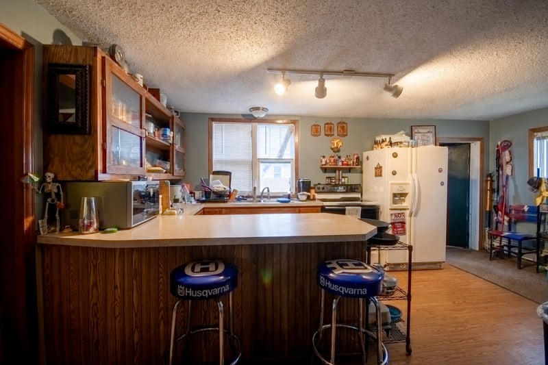 402 Maple St, Sauk Centre, MN 56378