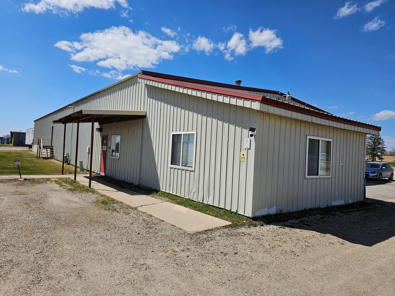 2400 Trott Ave SW, Willmar, MN 56201