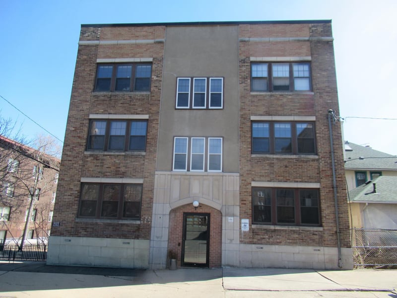 1900 Stevens Ave #31, Minneapolis, MN 55403
