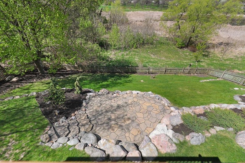 8128 Savanna Valley Way, Victoria, MN 55386