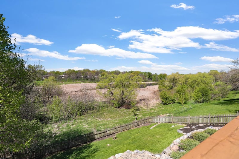 8128 Savanna Valley Way, Victoria, MN 55386
