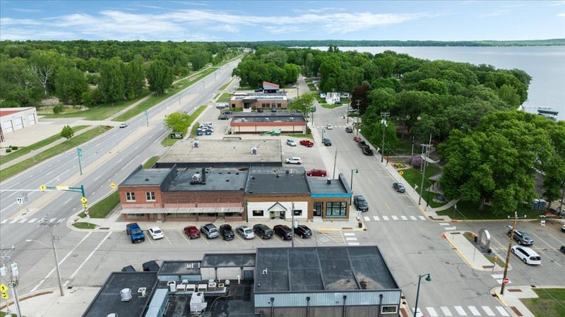 116 Manitoba St, Spicer, MN 56288