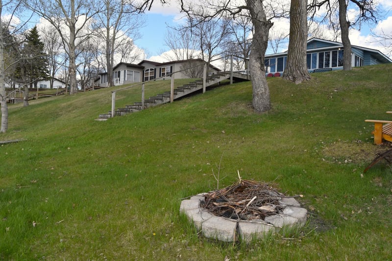 231 Hilltop Rd, Ottertail, MN 56571