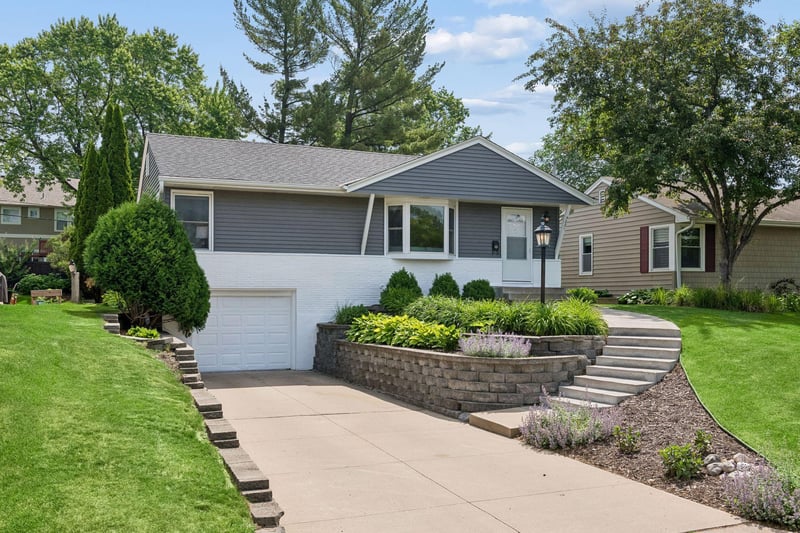 5021 William Ave, Edina, MN 55436