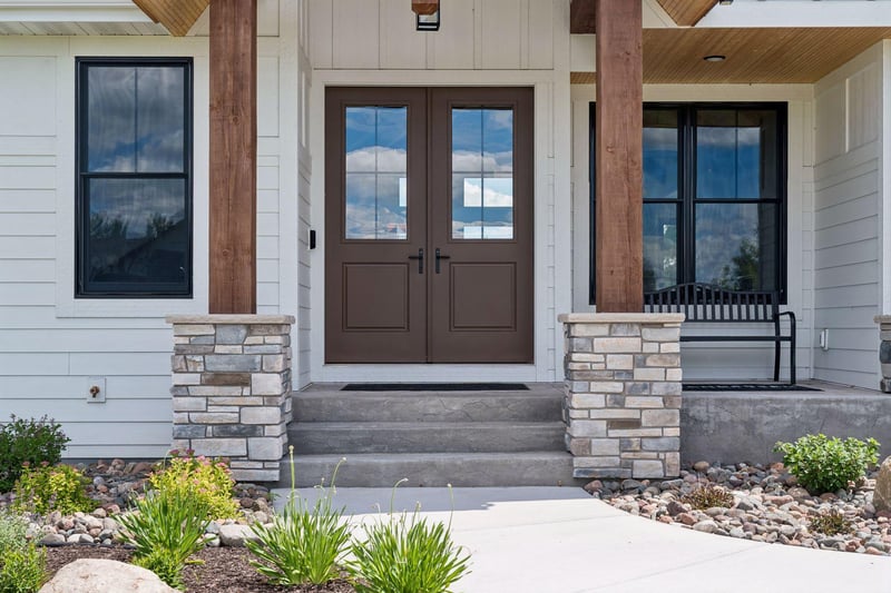 2374 Swedish Dr NE, Ham Lake, MN 55304