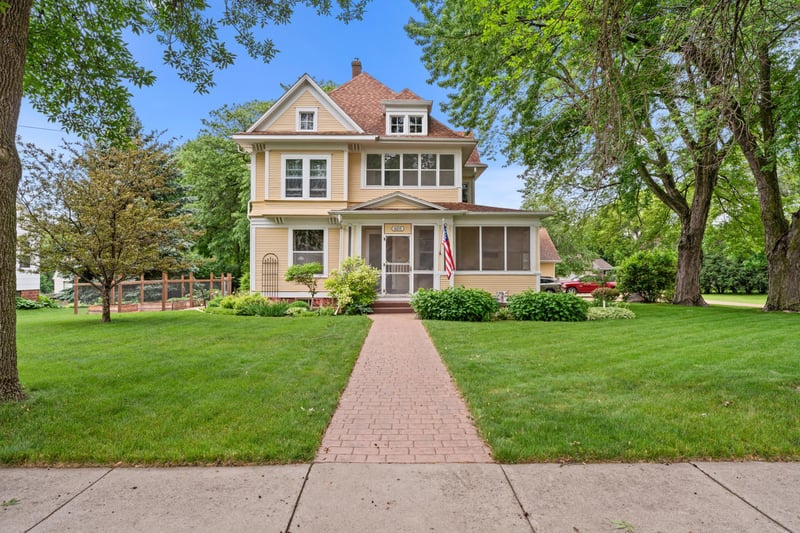 605 S Lafayette Ave, Fulda, MN 56131