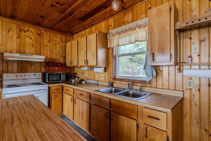 34479 E Trinity Point Rd SE, Mentor, MN 56736