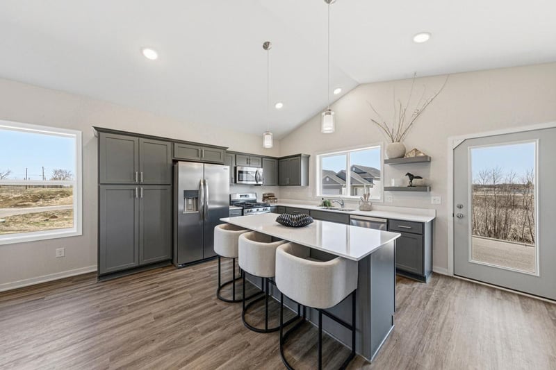 1131 Dorthy Ln, Elko New Market, MN 55054
