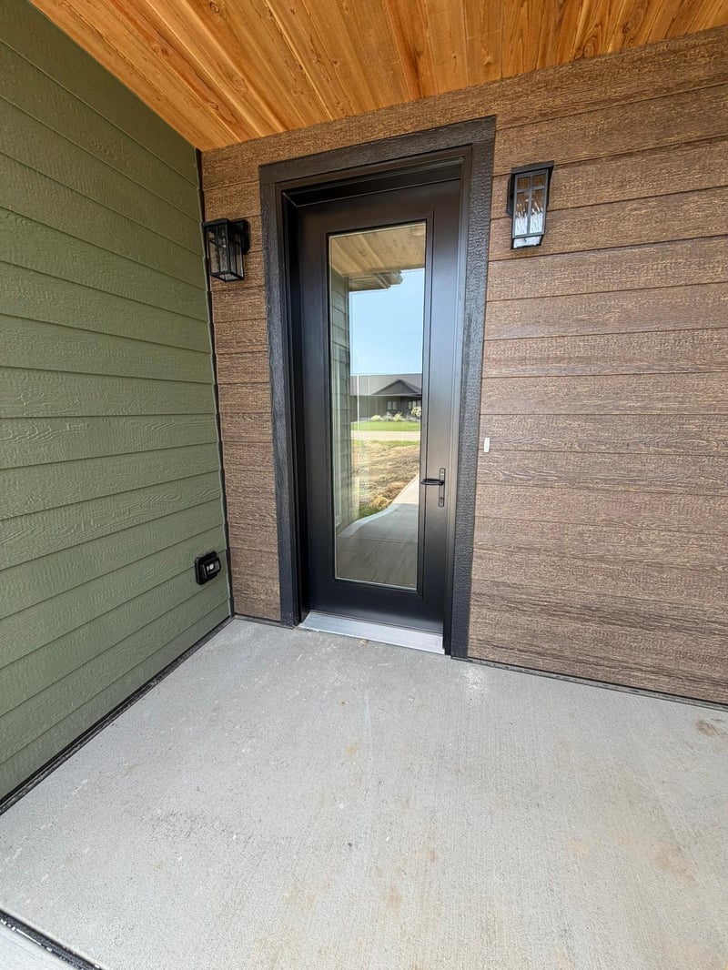 145 Rolling Hills Dr, Elgin, MN 55932