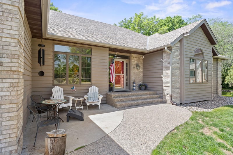 760 Colorado Ct NW, Hutchinson, MN 55350
