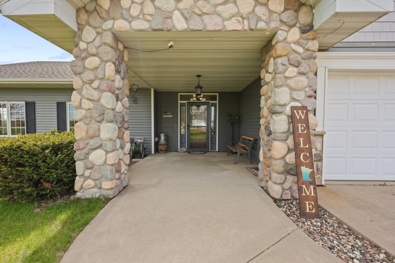 11435 105th Ave NE, Foley, MN 56329
