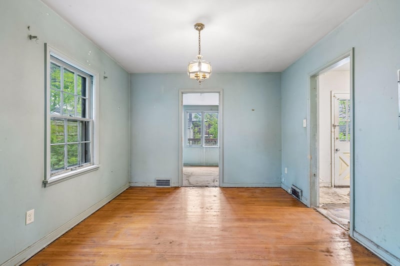 1858 Bayard Ave, Saint Paul, MN 55116