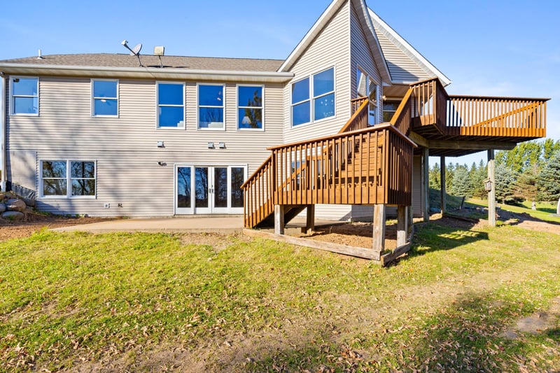 3731 Rush Lake Rd, Rush City, MN 55069