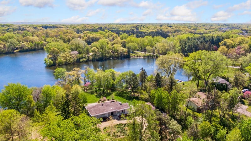 5900 Zehnder Rd, Sunfish Lake, MN 55077