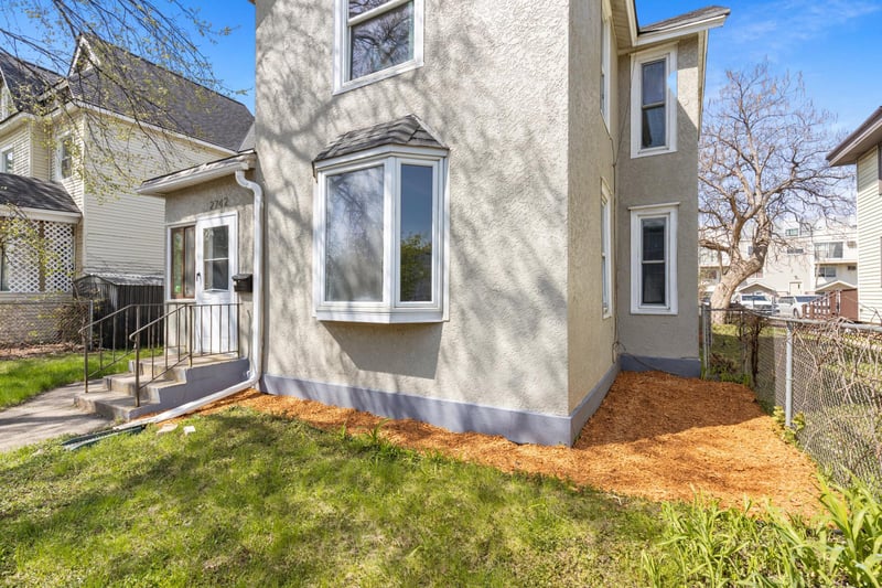 2742 Stevens Ave, Minneapolis, MN 55408