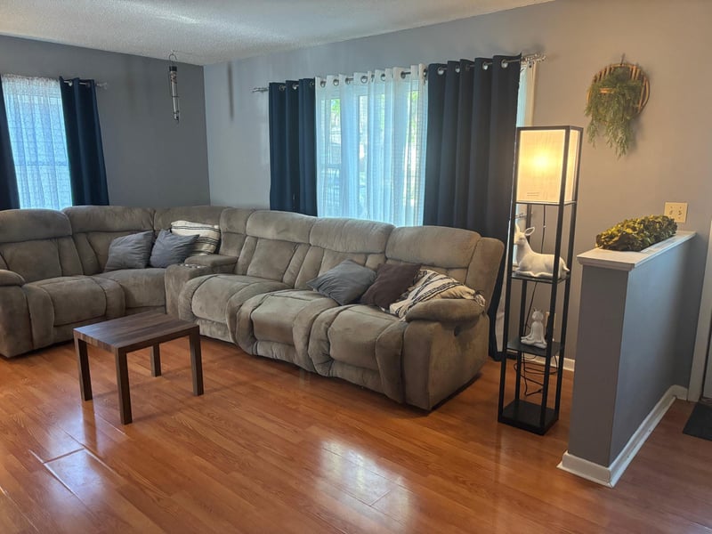 207 S 6th St, Montevideo, MN 56265