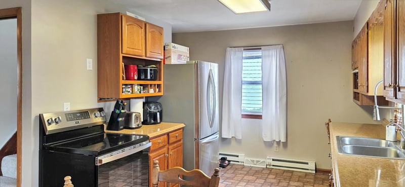 913 E Elm St, Redwood Falls, MN 56283