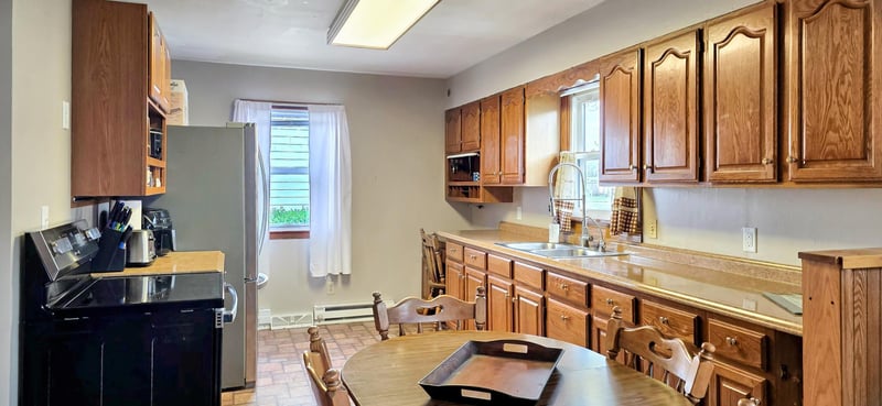 913 E Elm St, Redwood Falls, MN 56283