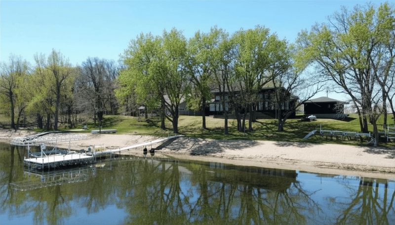 26326 389th Ave, Battle Lake, MN 56515