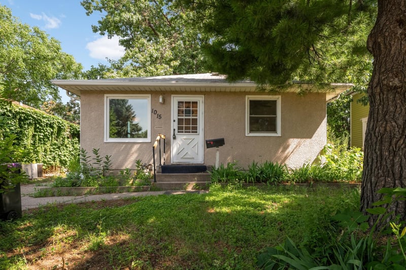 1015 Hubbard Ave, Saint Paul, MN 55104