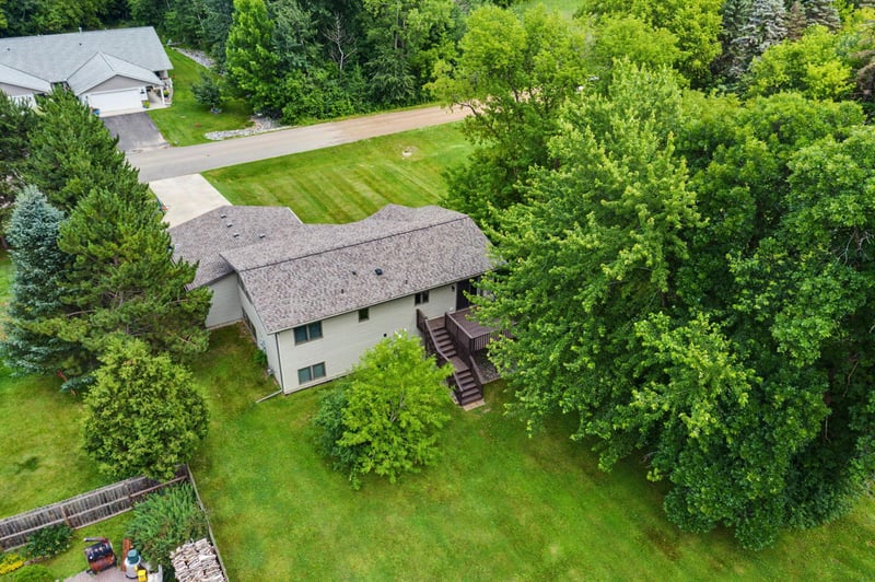 100 Vedders Ave, Pease, MN 56363