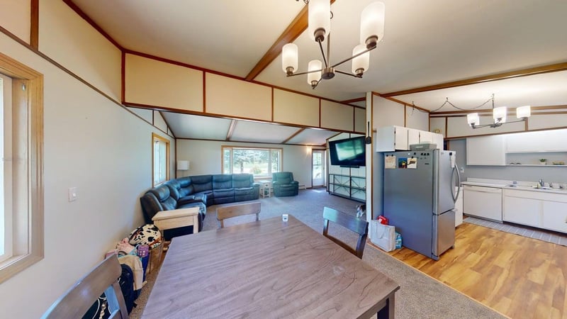 6041 115th St NW, Maple Lake, MN 55358