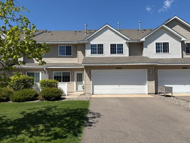 2500 Yellowstone Dr #86, Hastings, MN 55033