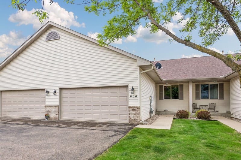 464 Meadow Ln, Norwood Young America, MN 55397