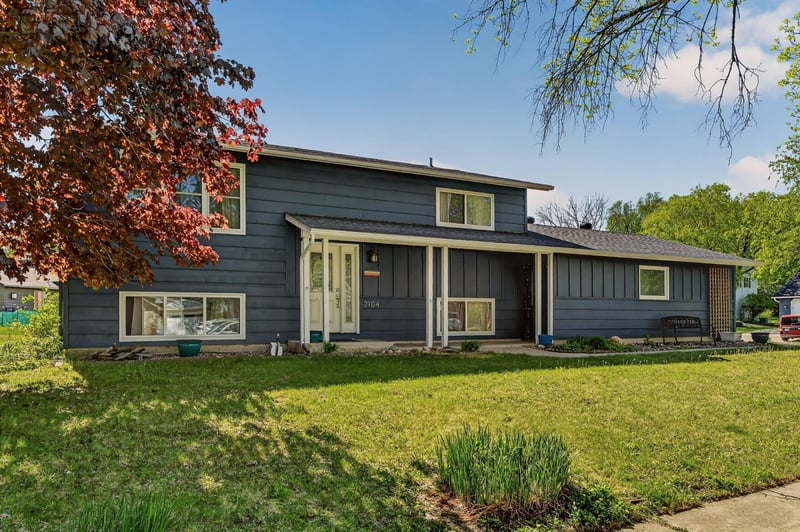 2104 Telemark Ln NW, Rochester, MN 55901